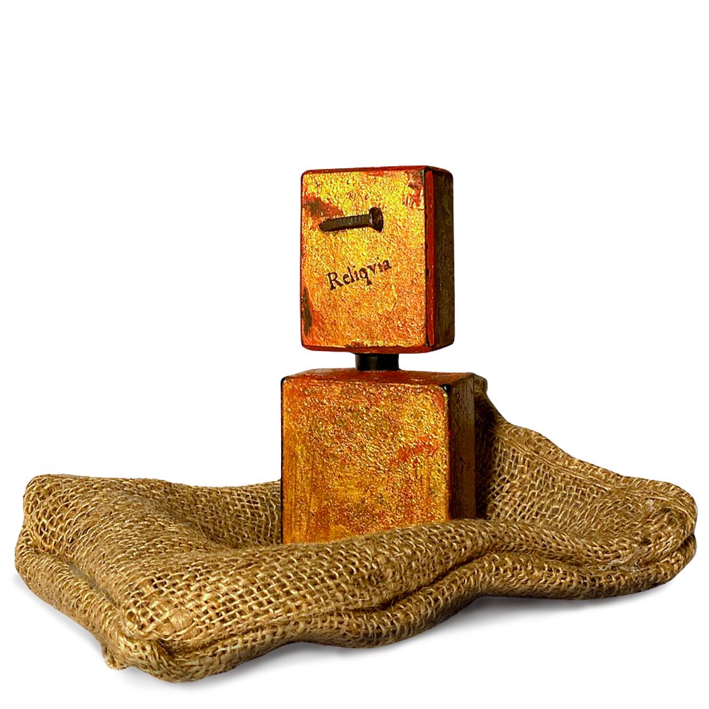 Filippo Sorcinelli Perfumes born in 2014; dedicated to the artistic passions of their creator:
Gothic art, music, photographyƒ¢¢¬‚¦the fog.Shop at fragrapedia.com