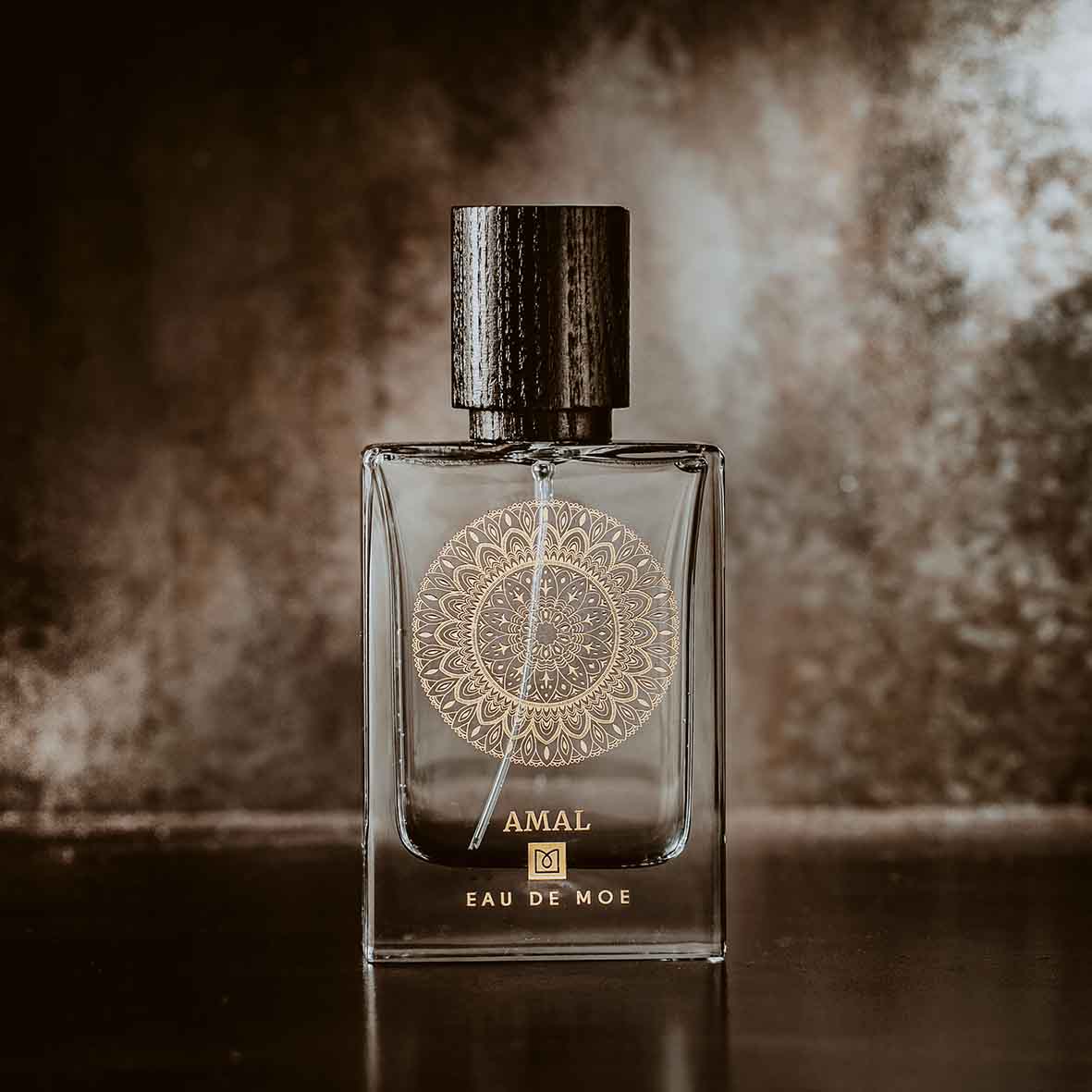 Eau De Moe was created to help share the interpretations of a fusion: "scent and art". Inspirations come from a life filled with wandering travels, different adventures and sparkling discoveries.Shop at fragrapedia.com