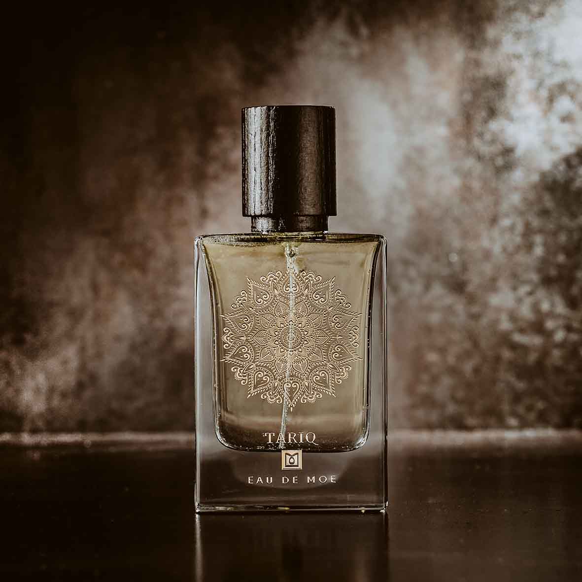 Eau De Moe was created to help share the interpretations of a fusion: "scent and art". Inspirations come from a life filled with wandering travels, different adventures and sparkling discoveries.Shop at fragrapedia.com