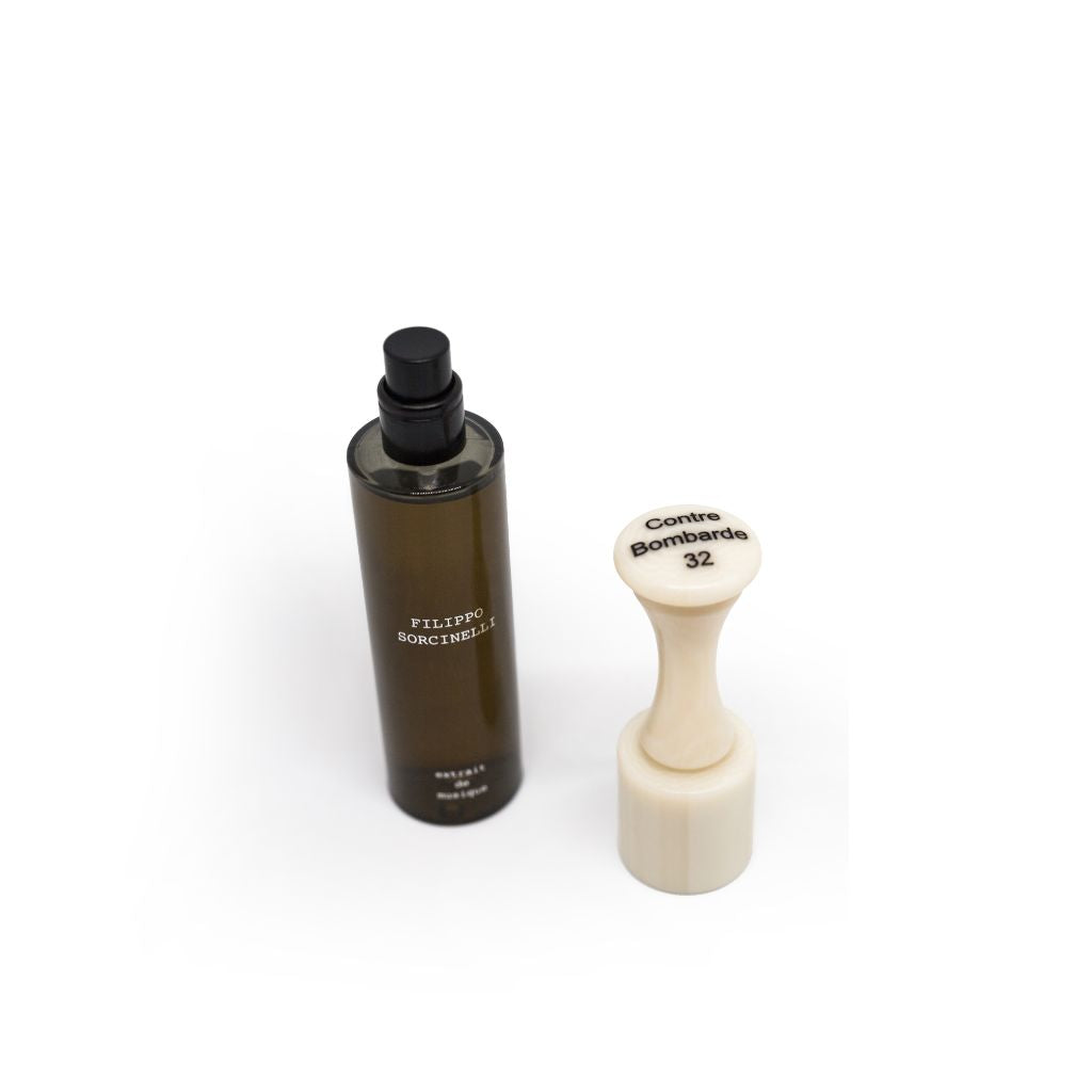 Filippo Sorcinelli Perfumes born in 2014; dedicated to the artistic passions of their creator:
Gothic art, music, photographyƒ¢¢¬‚¦the fog.Shop at fragrapedia.com