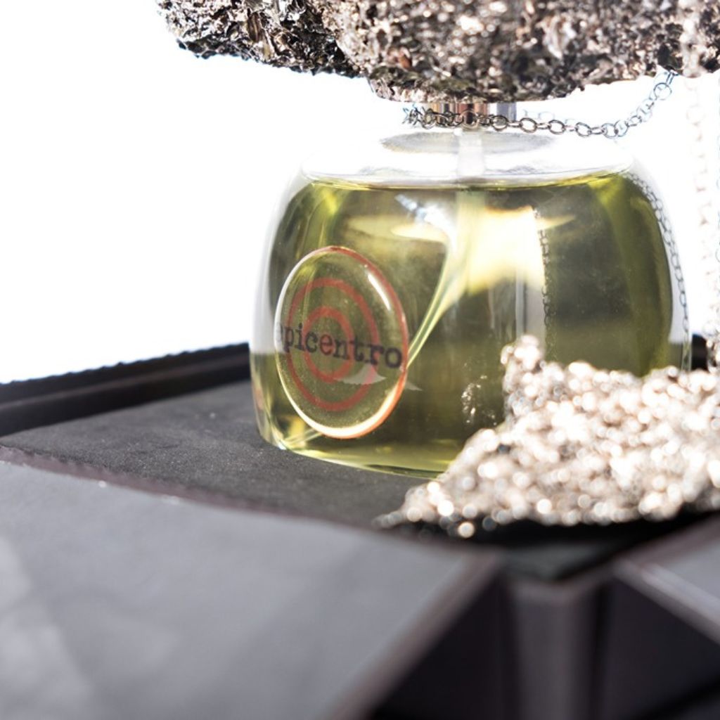 Filippo Sorcinelli Perfumes born in 2014; dedicated to the artistic passions of their creator:
Gothic art, music, photographyƒ¢¢¬‚¦the fog.Shop at fragrapedia.com