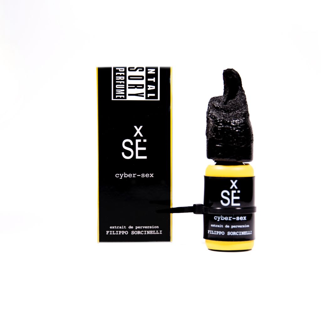 Filippo Sorcinelli Perfumes born in 2014; dedicated to the artistic passions of their creator:
Gothic art, music, photographyƒ¢¢¬‚¦the fog.Shop at fragrapedia.com