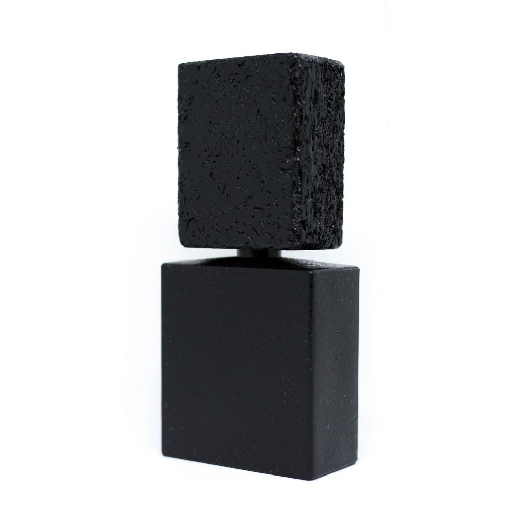 Filippo Sorcinelli Perfumes born in 2014; dedicated to the artistic passions of their creator:
Gothic art, music, photographyƒ¢¢¬‚¦the fog.Shop at fragrapedia.com
