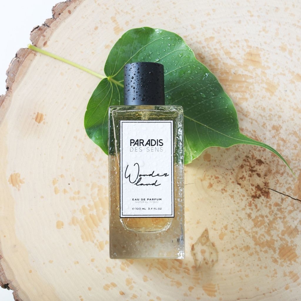 PARADIS DES SENSƒÆ’s scents are all created with the finest materials & hundreds of years old craftsman ship, paired with cutting edge technology, produced to the world by Arcadie De Niche, a symbol of beauty at the heart of Paris, Champs-ƒÆ’AE€™ƒ¢¢¬‚°lysƒÆ’AE€™‚©es.