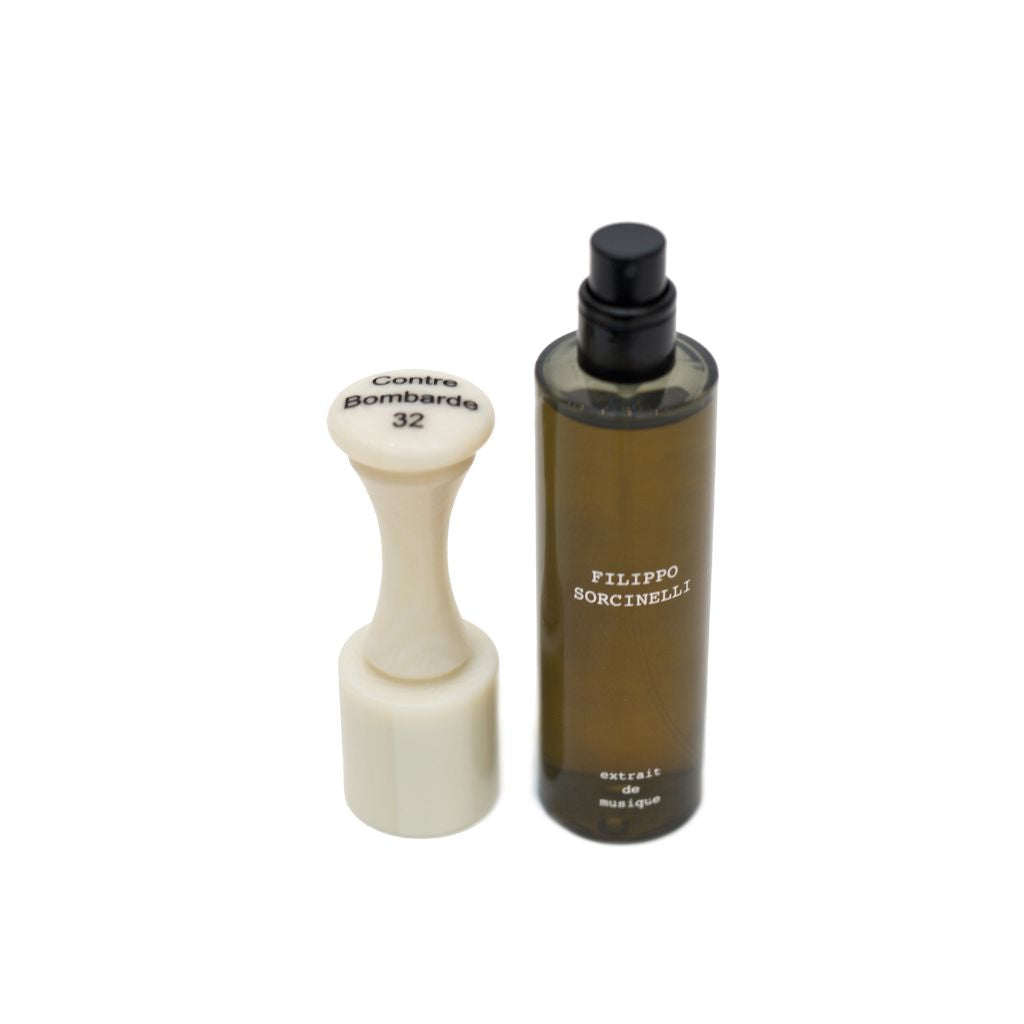 Filippo Sorcinelli Perfumes born in 2014; dedicated to the artistic passions of their creator:
Gothic art, music, photographyƒ¢¢¬‚¦the fog.Shop at fragrapedia.com