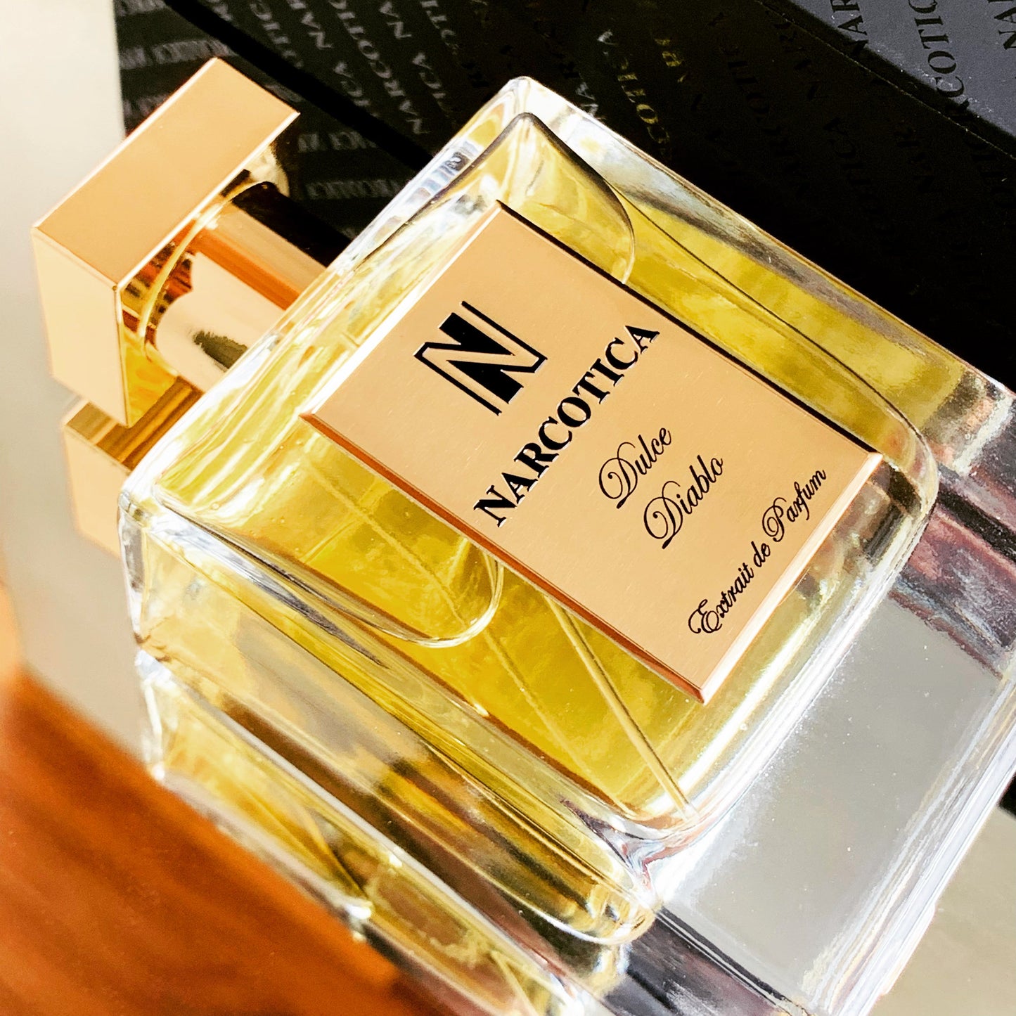 Narcotica Perfumes launched in 2021. A Woody Spicy Unisex fragrance. Perfumer Claude Dir. At Fragrapedia.com