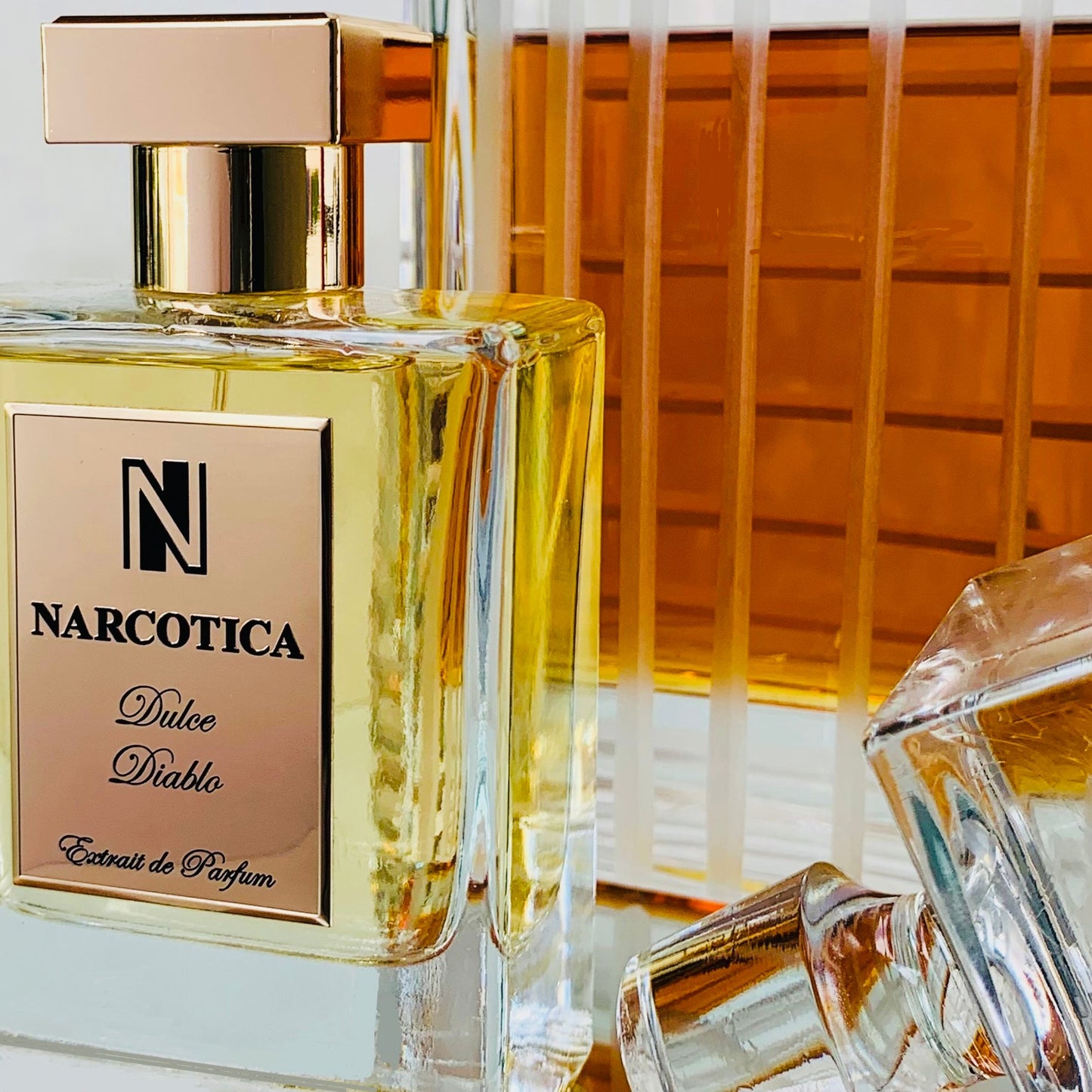 Narcotica Perfumes launched in 2021. A Woody Spicy Unisex fragrance. Perfumer Claude Dir. At Fragrapedia.com