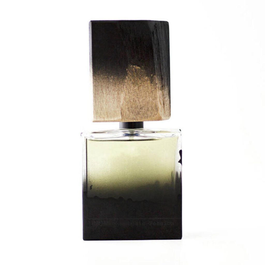 Filippo Sorcinelli Perfumes born in 2014; dedicated to the artistic passions of their creator:
  Gothic art, music, photographyÆ’Â¢Â¢Â¬â€šÂ¦the fog.Shop at fragrapedia.com