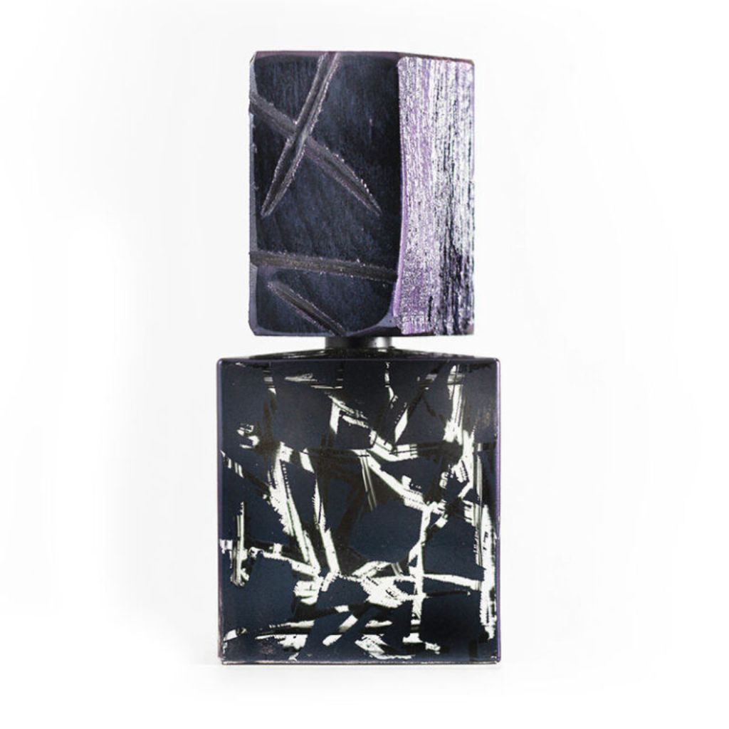 Filippo Sorcinelli Perfumes born in 2014; dedicated to the artistic passions of their creator:
  Gothic art, music, photographyÆ’Â¢Â¢Â¬â€šÂ¦the fog.Shop at fragrapedia.com
